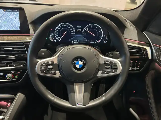 ＢＭＷ ５２３ｄ xDrive Mスピリット 道央・札幌 2020(令2)年 2.4万km ブルーストーン メタリックペイント/ハイラインパッケージ/　・ダコタレザーシート/　・ランバーサポート/　・前後シートヒーター/アドバンスパッケージ/　・コンフォートパッケージ/　・アダプティブLEDヘッドライト/　・パーキングアシストプラス/　・アンビエントライト/ヘッドアップディスプレイ/ドライビングアシストプラス/純正HDDナビ/フルセグテレビ/USB/BT/360°カメラ/PDC/HiFiスピーカー