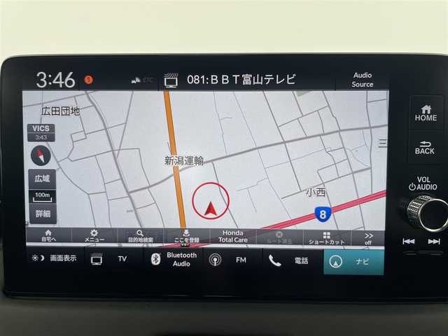 ホンダ ヴェゼル ハイブリッド e:HEV Z 富山県 2025(令7)年 0.1万km未満 プラチナホワイトパール 登録済未使用車/純正ディスプレイオーディオ（AM/FM/BT/USB/フルセグ）/バックカメラ/ETC/ブラインドスポットモニター/ハーフレザーシート/シートヒーター/ハンドルヒーター/衝突被害軽減システム/レーダークルーズコントロール/レーンキープアシスト/コーナーセンサー/横滑り防止装置/アイドリングストップ/オートLEDライト/フォグライト/純正アルミホイール/置くだけ充電/革巻きステアリング/ステアリングスイッチ/スマートキー/スペアキー
