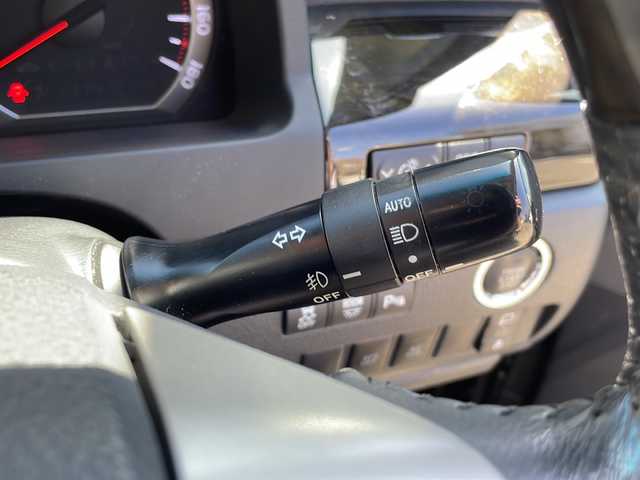 トヨタ ヴェルファイア 3．5Z プラチナセレクションⅡ 道央・札幌 2011(平23)年 12.9万km ボルドーマイカメタリック (株)IDOMが運営する【じしゃロン札幌店】の自社ローン専用車両になりますこちらは現金またはオートローンご利用価格です。自社ローンご希望の方は別途その旨お申し付けください。/・純正ナビ /・フルセグ&CD&DVD&FM&AM/・純正フリップダウンモニター/・両側電動スライドドア/・バックカメラ/・クルーズコントロール/・ビルドインETC/・パワーバックドア /・プッシュスタート/・純正フロアマット