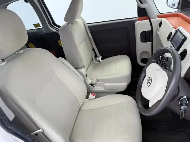 トヨタ ポルテ F 愛知県 2013(平25)年 9.6万km ホワイトパールクリスタルシャイン パナソニック製6.5インチストラーダナビ/プッシュスタート/ETC/片側パワースライドドア（左側）/ウォークスルー/チップアップシート/純正フロアマット/純正ホイールキャップ/ハロゲンヘッドライト/フロントフォグランプ/取扱説明書/保証書/スペアキー