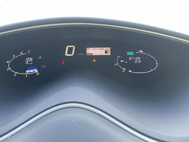日産 セレナ ハイウェイスター Vセレ +Safty 岩手県 2015(平27)年 8.8万km ブリリアントホワイトパール (株)IDOMが運営する【じしゃロン盛岡店】の自社ローン専用車両になりますこちらは現金またはオートローンご利用時の価格です。自社ローンご希望の方は別途その旨お申付け下さい/社外メモリナビ/AM/FM/CD/DVD/SD/BT/USB/フルセグTV/バックカメラ/ETC/エマージェンシーB/クルーズコントロール/両側PWスライドドア/レーンキープアシスト/ドアバイザー/フロアマット/プッシュスタート/スマートキー/スペアキーあり/純正15インチAW/取扱説明書/保証書