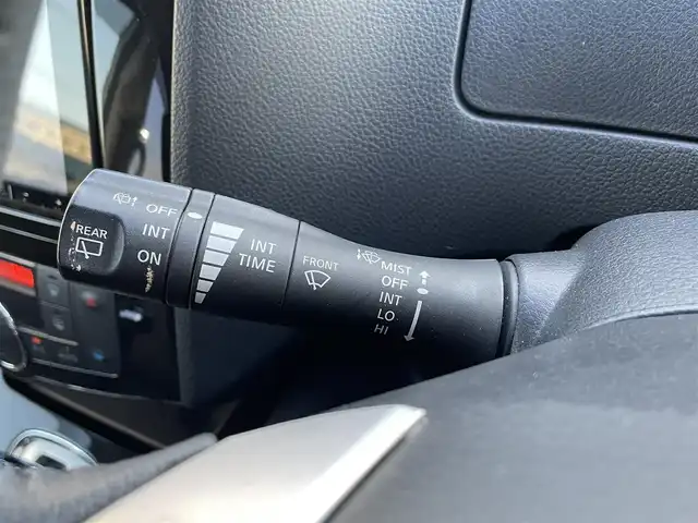 日産 セレナ ハイウェイスター Vセレ +Safty 岩手県 2015(平27)年 8.8万km ブリリアントホワイトパール (株)IDOMが運営する【じしゃロン盛岡店】の自社ローン専用車両になりますこちらは現金またはオートローンご利用時の価格です。自社ローンご希望の方は別途その旨お申付け下さい/社外メモリナビ/AM/FM/CD/DVD/SD/BT/USB/フルセグTV/バックカメラ/ETC/エマージェンシーB/クルーズコントロール/両側PWスライドドア/レーンキープアシスト/ドアバイザー/フロアマット/プッシュスタート/スマートキー/スペアキーあり/純正15インチAW/取扱説明書/保証書