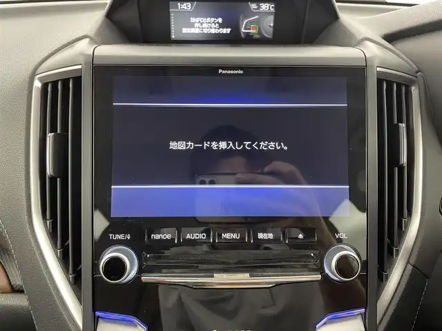 スバル フォレスター ハイブリッド アドバンス 群馬県 2018(平30)年 5.4万km クリスタルブラックシリカ アイサイトセイフティプラス(視界拡張)/・フロントビューモニター/・スマートリヤビューモニター/パワーリヤゲート（リヤゲートロックスイッチ付）/ブラウン(シルバーステッチ)本革シート/ルーフレール(シルバー加飾、ロープホール付)/＝＝＝＝＝/純正8インチナビ/・AM/FM/CD/DVD/SD/Bluetooth/フルセグTV/バック/サイドカメラ/アイサイトVer3/・プリクラッシュブレーキ/後退時自動ブレーキシステム/・車線逸脱抑制/車線逸脱警報/ふらつき警報/・全車速追従機能付クルーズコントロール/定速クルーズコントロール/・ツーリングアシスト/・AT誤発進抑制制御/AT誤後進抑制制御/アイサイトセイフティプラス(運転支援)/・スバルリヤビークルディテクション(後側方警戒支援システム)/・アダプティブドライビングビーム/LEDヘッドランプ/ヘッドランプウォッシャー/ステアリング連動ヘッドランプ/電動パーキングブレーキ/オートブレーキホールド/プッシュスタート/スマートキー