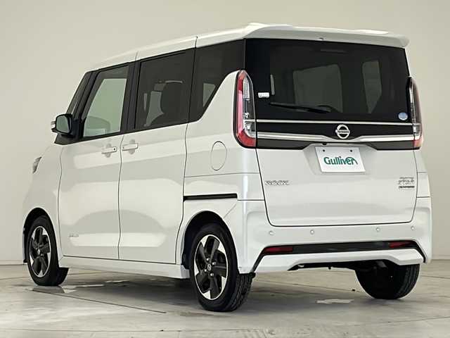 日産 ルークス HWS X プロパイロットED 愛知県 2021(令3)年 3.4万km ホワイトパール プロパイロット/衝突軽減システム/純正７型SDナビ/全方位カメラ/両側パワースライドドア/クルーズコントロール/快適パック/フルセグ/CD/DVD/Bluetooth/バックカメラ/イージーオープン機能/コーナーセンサー/純正アルミホイール/LEDヘッドライト/ETC/ステアリングヒーター/スマートキー/プッシュスタート