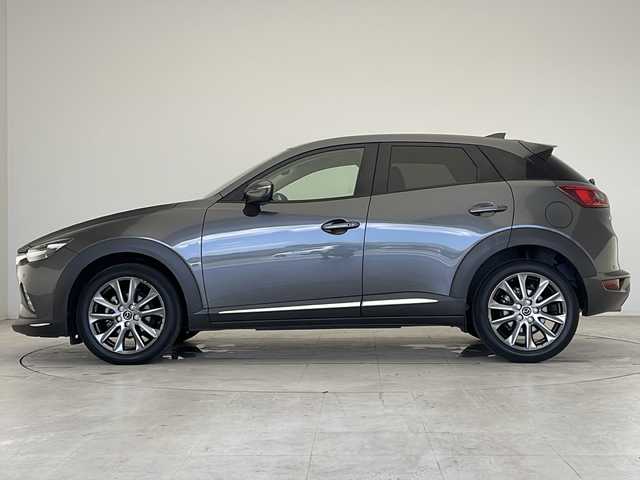 マツダ ＣＸ－３ XD ノーブル ブラウン 愛知県 2017(平29)年 5.5万km マシーングレープレミアムM 衝突軽減システム/純正SDナビ/クルーズコントロール/シートヒーター/フルセグ/Bluetooth/バックカメラ/ヘッドアップディスプレイ/コーナーセンサー/純正アルミホイール/ブラインドスポットモニター/LEDヘッドライト/パドルシフト/ステアリングヒーター/オートマチックハイビーム/ドライブレコーダー/ETC