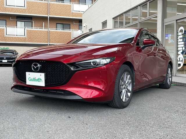 マツダ マツダ３ファストバック 高知県 2020(令2)年 3万km ソウルレッドクリスタルM 純正ナビ/・ＢＴオーディオ/・フルセグテレビ/・USB，HDMI接続/・SD/DVD再生/ＥＴＣ/前後コーナーセンサー/前後ドライブレコーダー/バックカメラ/クルーズコントロール/LEDライト/オートライト・オートマチックハイビーム/衝突被害軽減ブレーキ
