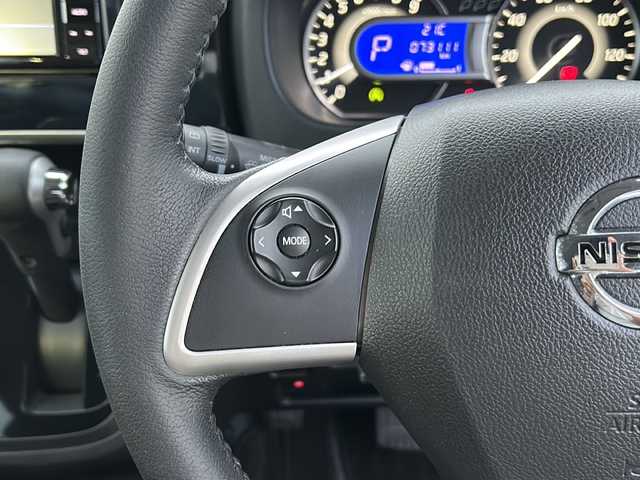 日産 デイズ ルークス ハイウェイスターX 茨城県 2018(平30)年 7.4万km アッシュブラウンM Panasonic製メモリナビ/全方位カメラ/バックカメラ/片側パワースライドドア/LEDオートライト/オートマチックハイビーム/純正フロアマット/純正14インチアルミホイール/アイドリングストップ/スマートキー/ETC/横滑り防止装置/コーナーセンサー/レーンキープアシスト/エアバック/衝突被害軽減システム/禁煙車