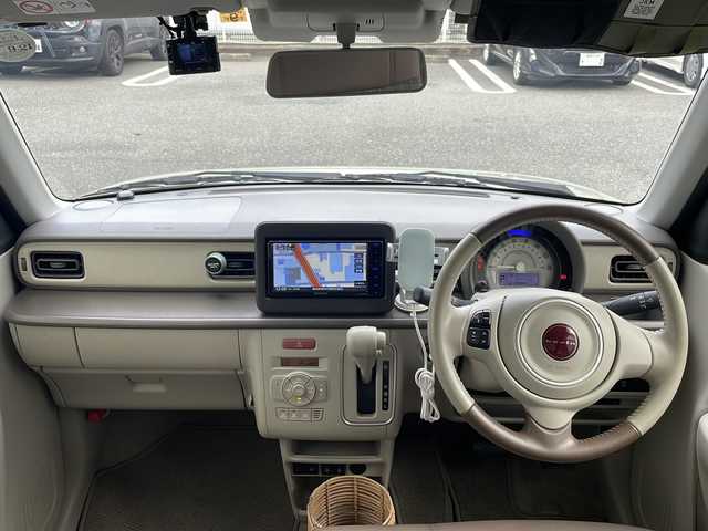 スズキ ラパン ＬＣ L 福岡県 2022(令4)年 2.3万km トラッドカーキメタリック ワンオーナー　/運転席シートヒーター　/前後ドライブレコーダー　/純正ナビ（フルセグＴＶ・ＡＭ・ＦＭ・Ｂｌｏｏｔｏｏｔｈ・ＣＤ・ＤＶＤ・ＵＳＥＮ・ｉＰｏｄ）/ＥＴＣ　/後方コーナーセンサー/ドアバイザー　/アイドリングストップ/USBポート/横滑り防止装置/レーンキープアシスト/ＬＥＤライト/オートライト/運転席・助手席エアバック/衝突被害軽減システム/プッシュスタート/スマートキー/スペアキー１本/保証書/取扱説明書