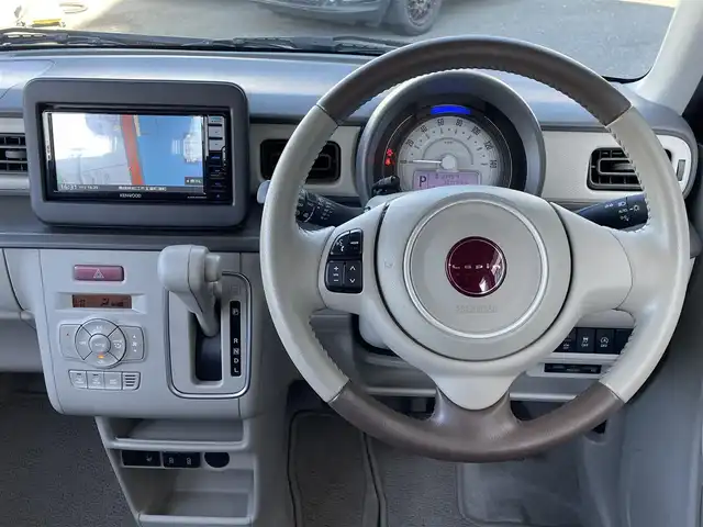 スズキ ラパン ＬＣ L 島根県 2022(令4)年 2.3万km トラッドカーキメタリック 登録時走行距離22775km/ワンオーナー　/運転席シートヒーター　/前後ドライブレコーダー　/純正ナビ（フルセグＴＶ・ＡＭ・ＦＭ・Ｂｌｏｏｔｏｏｔｈ・ＣＤ・ＤＶＤ・ＵＳＥＮ・ｉＰｏｄ）/ビルトインＥＴＣ　/後方コーナーセンサー/ドアバイザー　/アイドリングストップ/USBポート/横滑り防止装置/レーンキープアシスト/ＬＥＤライト/オートライト/運転席・助手席エアバック/衝突被害軽減システム/プッシュスタート/スマートキー/スペアキー１本/保証書/取扱説明書