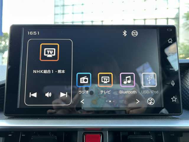 トヨタ ライズ Z 熊本県 2021(令3)年 2.2万km ブラックマイカメタリック/ターコイズブルーマイカメタリック ワンオーナー/衝突軽減ブレーキ/プッシュスタート/純正ディスプレイオーディオ/（フルセグTV・BTオーディオ）/全方位カメラ/ビルトインETC/前後ドライブレコーダー/純正17インチAW/レーダークルーズ/前席シートヒーター/LEDヘッドライト/オートライト/フォグライト/前後コーナーセンサー/横滑り防止装置/ウィンカーミラー/純正フロアマット/純正ドアバイザー/新車保証書/取扱説明書