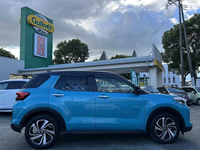 トヨタ ライズ Z 熊本県 2021(令3)年 2.2万km ブラックマイカメタリック/ターコイズブルーマイカメタリック ワンオーナー/衝突軽減ブレーキ/プッシュスタート/純正ディスプレイオーディオ/（フルセグTV・BTオーディオ）/全方位カメラ/ビルトインETC/前後ドライブレコーダー/純正17インチAW/レーダークルーズ/前席シートヒーター/LEDヘッドライト/オートライト/フォグライト/前後コーナーセンサー/横滑り防止装置/ウィンカーミラー/純正フロアマット/純正ドアバイザー/新車保証書/取扱説明書