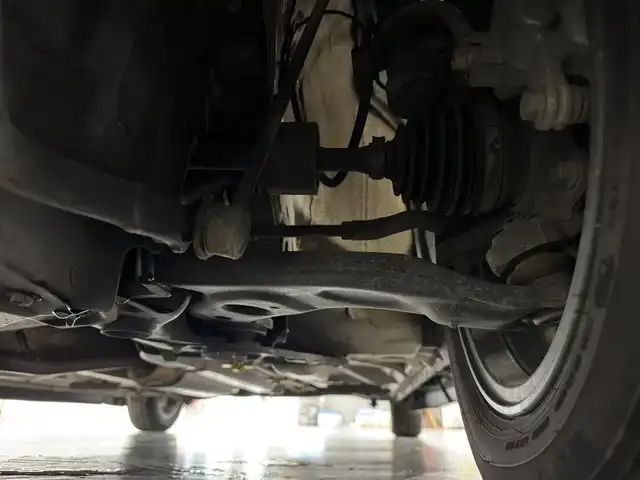 トヨタ タンク カスタムG 三重県 2019(令1)年 5.3万km パールホワイトⅢ ガソリン/FF/インパネCVT/純正 7インチナビ NSZT-W68T/（AM/FM/CD/DVD/TV/SD/SDREC/Bluetooth）/【OP】パノラマモニター/両側パワースライドドア/モデリスタエアロ（F/S/R下）/ドライブレコーダー 前方/ビルトイン ETC/スマートアシスト3/・衝突警報機能（対車両・対歩行者）/・衝突回避支援ブレーキ機能（対車両・対歩行者）/・車線逸脱警報/・先行車発進告知機能/・オートハイビーム機能/・誤発進抑制制御機能（前方・後方）/・コーナーセンサー（前後）/装備/●【OP】コンフォートパッケージ/・運転席・助手席シートヒーター/・シートバックテーブル（買い物フック・ドリンクホルダー２個付（運転席・助手席））/●クルーズコントロール/●オートライト/●LEDヘッドライト/●LEDフロントフォグライト/●オートエアコン/●プッシュスタート/●スマートキー/●保/取/ナビ取/●スマートキーx2/●純正14inAW/など