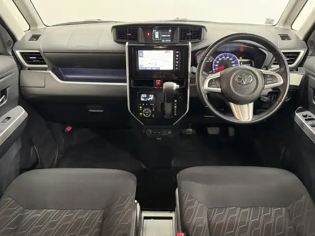 トヨタ タンク カスタムG 三重県 2019(令1)年 5.3万km パールホワイトⅢ ガソリン/FF/インパネCVT/純正 7インチナビ NSZT-W68T/（AM/FM/CD/DVD/TV/SD/SDREC/Bluetooth）/【OP】パノラマモニター/両側パワースライドドア/モデリスタエアロ（F/S/R下）/ドライブレコーダー 前方/ビルトイン ETC/スマートアシスト3/・衝突警報機能（対車両・対歩行者）/・衝突回避支援ブレーキ機能（対車両・対歩行者）/・車線逸脱警報/・先行車発進告知機能/・オートハイビーム機能/・誤発進抑制制御機能（前方・後方）/・コーナーセンサー（前後）/装備/●【OP】コンフォートパッケージ/・運転席・助手席シートヒーター/・シートバックテーブル（買い物フック・ドリンクホルダー２個付（運転席・助手席））/●クルーズコントロール/●オートライト/●LEDヘッドライト/●LEDフロントフォグライト/●オートエアコン/●プッシュスタート/●スマートキー/●保/取/ナビ取/●スマートキーx2/●純正14inAW/など