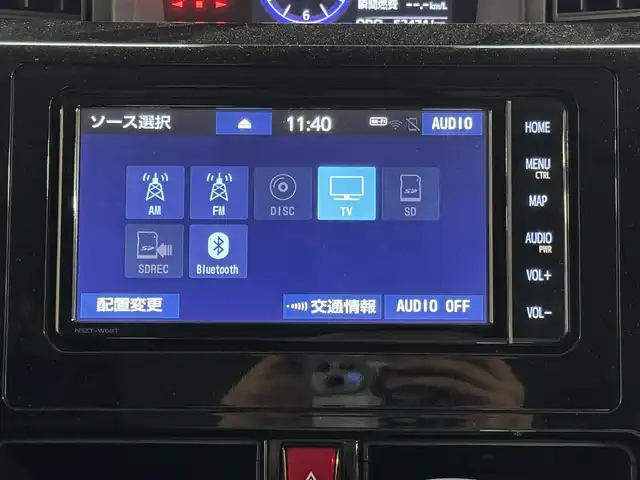トヨタ タンク カスタムG 三重県 2019(令1)年 5.3万km パールホワイトⅢ ガソリン/FF/インパネCVT/純正 7インチナビ NSZT-W68T/（AM/FM/CD/DVD/TV/SD/SDREC/Bluetooth）/【OP】パノラマモニター/両側パワースライドドア/モデリスタエアロ（F/S/R下）/ドライブレコーダー 前方/ビルトイン ETC/スマートアシスト3/・衝突警報機能（対車両・対歩行者）/・衝突回避支援ブレーキ機能（対車両・対歩行者）/・車線逸脱警報/・先行車発進告知機能/・オートハイビーム機能/・誤発進抑制制御機能（前方・後方）/・コーナーセンサー（前後）/装備/●【OP】コンフォートパッケージ/・運転席・助手席シートヒーター/・シートバックテーブル（買い物フック・ドリンクホルダー２個付（運転席・助手席））/●クルーズコントロール/●オートライト/●LEDヘッドライト/●LEDフロントフォグライト/●オートエアコン/●プッシュスタート/●スマートキー/●保/取/ナビ取/●スマートキーx2/●純正14inAW/など