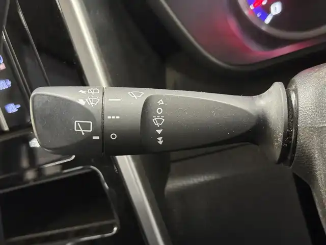 トヨタ タンク カスタムG 三重県 2019(令1)年 5.3万km パールホワイトⅢ ガソリン/FF/インパネCVT/純正 7インチナビ NSZT-W68T/（AM/FM/CD/DVD/TV/SD/SDREC/Bluetooth）/【OP】パノラマモニター/両側パワースライドドア/モデリスタエアロ（F/S/R下）/ドライブレコーダー 前方/ビルトイン ETC/スマートアシスト3/・衝突警報機能（対車両・対歩行者）/・衝突回避支援ブレーキ機能（対車両・対歩行者）/・車線逸脱警報/・先行車発進告知機能/・オートハイビーム機能/・誤発進抑制制御機能（前方・後方）/・コーナーセンサー（前後）/装備/●【OP】コンフォートパッケージ/・運転席・助手席シートヒーター/・シートバックテーブル（買い物フック・ドリンクホルダー２個付（運転席・助手席））/●クルーズコントロール/●オートライト/●LEDヘッドライト/●LEDフロントフォグライト/●オートエアコン/●プッシュスタート/●スマートキー/●保/取/ナビ取/●スマートキーx2/●純正14inAW/など