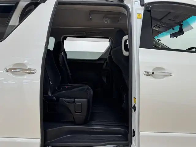 トヨタ アルファード 240S プライムセレクションⅡ 群馬県 2010(平22)年 5.4万km ホワイトパールクリスタルシャイン 純正フリップダウンモニター/純正HDDナビ/　　CD/DVD/BT/ワンセグ/MSV/AUX/バックカメラ/両側パワースライドドア/パワーバックドア/HIDオートライト/オットマンシート/17インチAW/コーナーセンサー/ドライブレコーダー/ステアリングスイッチ/横滑り防止装置/サイド・カーテンエアバッグ/スマートキー/ビルトインETC