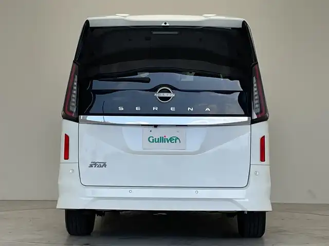 日産 セレナ ハイウェイスター V 愛知県 2023(令5)年 3.2万km プリズムホワイト プロパイロット/純正ナビ/全方位カメラ/両側パワースライドドア/レーダークルーズコントロール/Bluetooth/バックカメラ/コーナーセンサー/純正アルミホイール/LEDヘッドライト/パドルシフト/ステアリングヒーター/インテリジェントミラー/オートマチックハイビーム/ドライブレコーダー/衝突軽減システム/ETC/ステアリングスイッチ/スマートキー/プッシュスタート