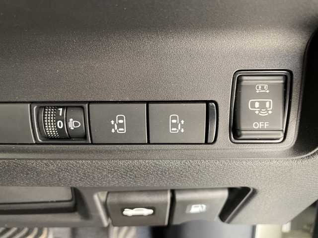日産 セレナ ハイウェイスター V 愛知県 2023(令5)年 3.2万km プリズムホワイト プロパイロット/純正ナビ/全方位カメラ/両側パワースライドドア/レーダークルーズコントロール/Bluetooth/バックカメラ/コーナーセンサー/純正アルミホイール/LEDヘッドライト/パドルシフト/ステアリングヒーター/インテリジェントミラー/オートマチックハイビーム/ドライブレコーダー/衝突軽減システム/ETC/ステアリングスイッチ/スマートキー/プッシュスタート