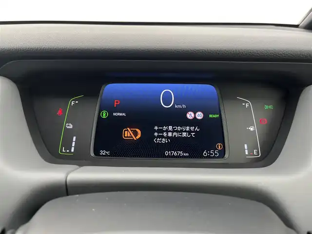 ホンダ フィット e:HEV RS 愛知県 2023(令5)年 1.8万km グレー 純正DA（ワンセグ、CS、Bluetooth）/ETC/Bカメラ/ACC/電子パーキング/オートホールド/衝突軽減ブレーキ/レーンキープアシスト/コーナーセンサー/スマートキー/ハーフレザーシート/USB/スマートキー/純正フロアマット/純正16インチAW/オートライト/三点エアバック/横滑り防止装置