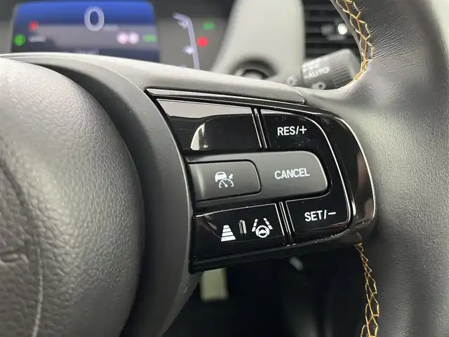 ホンダ フィット e:HEV RS 愛知県 2023(令5)年 1.8万km グレー 純正DA（ワンセグ、CS、Bluetooth）/ETC/Bカメラ/ACC/電子パーキング/オートホールド/衝突軽減ブレーキ/レーンキープアシスト/コーナーセンサー/スマートキー/ハーフレザーシート/USB/スマートキー/純正フロアマット/純正16インチAW/オートライト/三点エアバック/横滑り防止装置