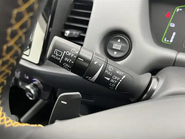 ホンダ フィット e:HEV RS 愛知県 2023(令5)年 1.8万km グレー 純正DA（ワンセグ、CS、Bluetooth）/ETC/Bカメラ/ACC/電子パーキング/オートホールド/衝突軽減ブレーキ/レーンキープアシスト/コーナーセンサー/スマートキー/ハーフレザーシート/USB/スマートキー/純正フロアマット/純正16インチAW/オートライト/三点エアバック/横滑り防止装置