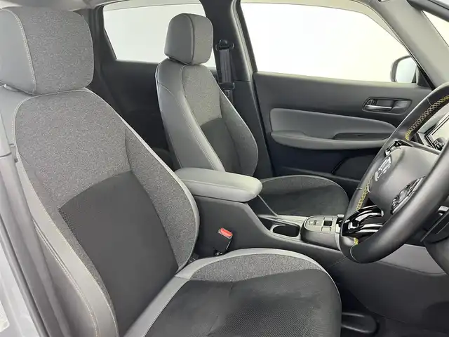 ホンダ フィット e:HEV RS 愛知県 2023(令5)年 1.8万km グレー 純正DA（ワンセグ、CS、Bluetooth）/ETC/Bカメラ/ACC/電子パーキング/オートホールド/衝突軽減ブレーキ/レーンキープアシスト/コーナーセンサー/スマートキー/ハーフレザーシート/USB/スマートキー/純正フロアマット/純正16インチAW/オートライト/三点エアバック/横滑り防止装置