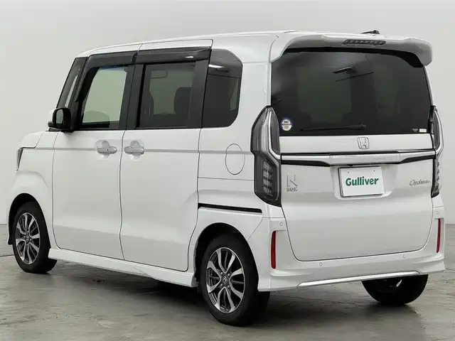 ホンダ Ｎ ＢＯＸ カスタム L 福岡県 2022(令4)年 3.3万km 白 純正ナビ／フルセグＴＶ　/バックカメラ　/アダプティブクルコン　/コーナーセンサー　/衝突被害軽減ブレーキ　/レーンキープ　/先行車発進検知　/片側電動スライドドア　/シートヒーター　/純正１４インチＡＷ　/ＬＥＤライト