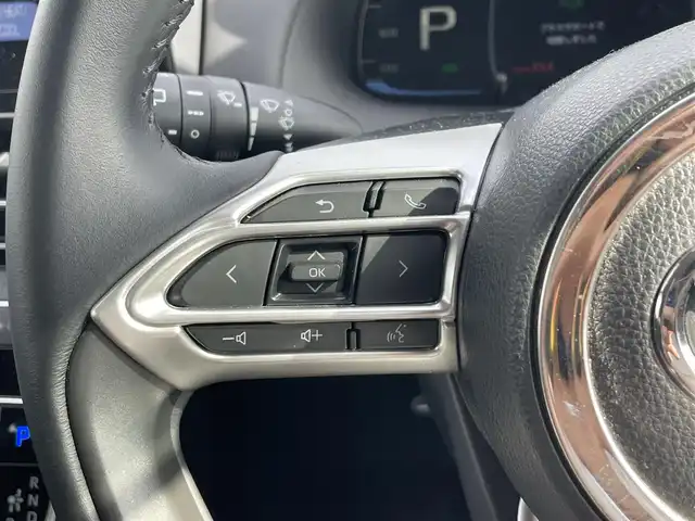 トヨタ アクア Z 滋賀県 2022(令4)年 0.9万km アーバンカーキ ワンオーナー/10.5型ディスプレイ/・Bluetooth/USB/アラウンドビューモニター/革巻きステアリング/ステアリングリモコン/パーキングアシスト/ETC2.0/前後ドライブレコーダー/レーダークルコン/LEDオートライト/フォグライト/トヨタセーフティセンス/・レーントレーシングアシスト/・プリクラッシュセーフティ/・ブラインドスポットモニター/・クリアランスソナー/・ヘッドアップディスプレイ/・パーキングサポートブレーキ/・ロードサインアシスト/スマートキー