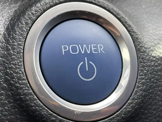 トヨタ アクア Z 滋賀県 2022(令4)年 0.9万km アーバンカーキ ワンオーナー/10.5型ディスプレイ/・Bluetooth/USB/アラウンドビューモニター/革巻きステアリング/ステアリングリモコン/パーキングアシスト/ETC2.0/前後ドライブレコーダー/レーダークルコン/LEDオートライト/フォグライト/トヨタセーフティセンス/・レーントレーシングアシスト/・プリクラッシュセーフティ/・ブラインドスポットモニター/・クリアランスソナー/・ヘッドアップディスプレイ/・パーキングサポートブレーキ/・ロードサインアシスト/スマートキー