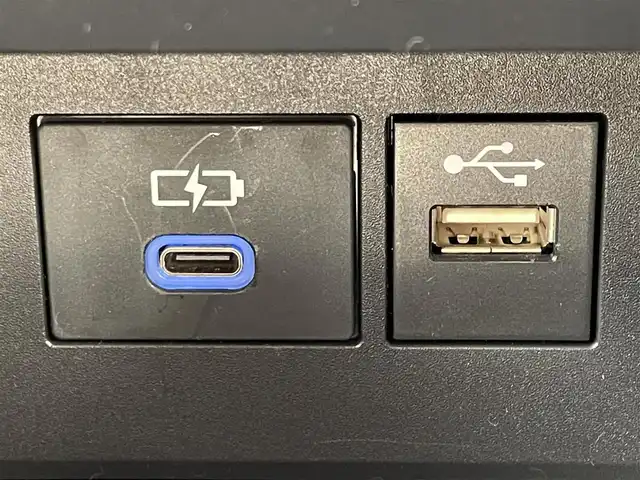 トヨタ アクア Z 滋賀県 2022(令4)年 0.9万km アーバンカーキ ワンオーナー/10.5型ディスプレイ/・Bluetooth/USB/アラウンドビューモニター/革巻きステアリング/ステアリングリモコン/パーキングアシスト/ETC2.0/前後ドライブレコーダー/レーダークルコン/LEDオートライト/フォグライト/トヨタセーフティセンス/・レーントレーシングアシスト/・プリクラッシュセーフティ/・ブラインドスポットモニター/・クリアランスソナー/・ヘッドアップディスプレイ/・パーキングサポートブレーキ/・ロードサインアシスト/スマートキー