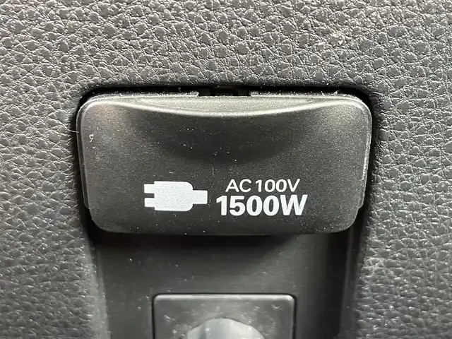 トヨタ アクア Z 滋賀県 2022(令4)年 0.9万km アーバンカーキ ワンオーナー/10.5型ディスプレイ/・Bluetooth/USB/アラウンドビューモニター/革巻きステアリング/ステアリングリモコン/パーキングアシスト/ETC2.0/前後ドライブレコーダー/レーダークルコン/LEDオートライト/フォグライト/トヨタセーフティセンス/・レーントレーシングアシスト/・プリクラッシュセーフティ/・ブラインドスポットモニター/・クリアランスソナー/・ヘッドアップディスプレイ/・パーキングサポートブレーキ/・ロードサインアシスト/スマートキー