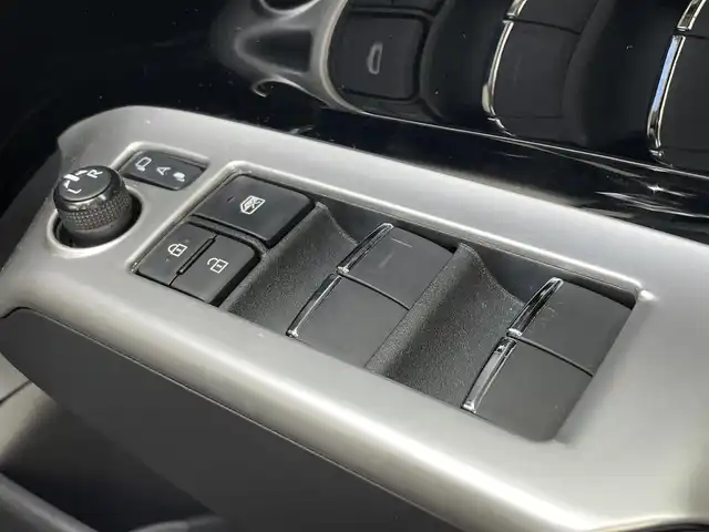 トヨタ アクア Z 滋賀県 2022(令4)年 0.9万km アーバンカーキ ワンオーナー/10.5型ディスプレイ/・Bluetooth/USB/アラウンドビューモニター/革巻きステアリング/ステアリングリモコン/パーキングアシスト/ETC2.0/前後ドライブレコーダー/レーダークルコン/LEDオートライト/フォグライト/トヨタセーフティセンス/・レーントレーシングアシスト/・プリクラッシュセーフティ/・ブラインドスポットモニター/・クリアランスソナー/・ヘッドアップディスプレイ/・パーキングサポートブレーキ/・ロードサインアシスト/スマートキー