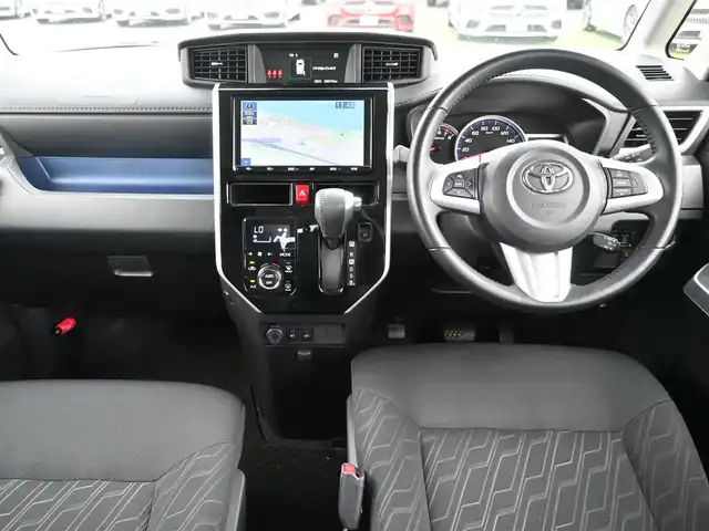 トヨタ タンク カスタムG 千葉県 2019(令1)年 2万km ブラックマイカメタリック/レーザーブルークリスタルシャイン 2トーン スマートアシストIII/クルーズコントロール/エコアイドル/両側パワースライドドア/純正SDナビ/地デジTV/【DVD/CD再生機能　Bluetooth接続】/バックカメラ/ドライブレコーダー/前席シートヒーター/革巻きステアリング/ステアリングスイッチ/ETC/LEDヘッドライト/フォグライト/ウインカーミラー/コーナーセンサー/純正14インチアルミホイル/キーフリーシステム