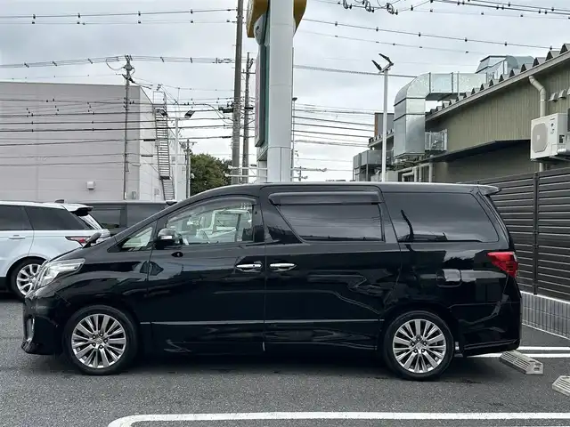 トヨタ アルファード 350S タイプゴールドⅡ 埼玉県 2014(平26)年 6.1万km ブラック ワンオーナー/メモリナビ/フルセグテレビ/バックカメラ/フリップダウンモニター/ウィンカーミラー/オットマン/クルーズコントロール/サンルーフ/ドアバイザー/プッシュスタート/両側パワースライドドア/パワーバックドア/ETC/スペアキー/保証書/取扱説明書/ナビ取扱説明書