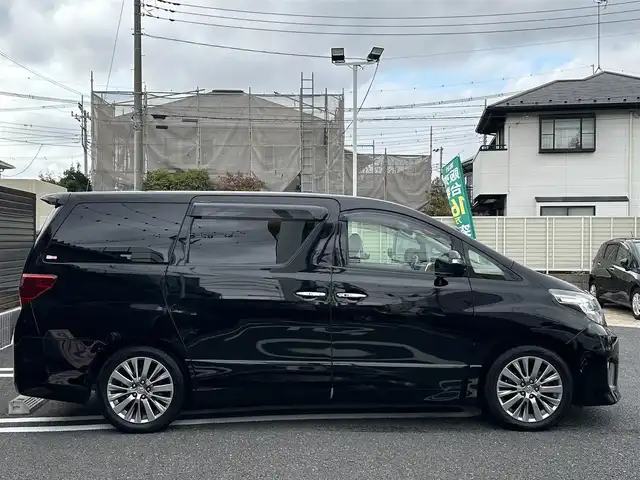 トヨタ アルファード 350S タイプゴールドⅡ 埼玉県 2014(平26)年 6.1万km ブラック ワンオーナー/メモリナビ/フルセグテレビ/バックカメラ/フリップダウンモニター/ウィンカーミラー/オットマン/クルーズコントロール/サンルーフ/ドアバイザー/プッシュスタート/両側パワースライドドア/パワーバックドア/ETC/スペアキー/保証書/取扱説明書/ナビ取扱説明書