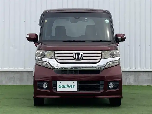 ホンダ Ｎ ＢＯＸ カスタム G ターボSSパッケージ 香川県 2014(平26)年 6.7万km プレミアムディープロッソパール 社外メモリーナビ/→AM/FM/CD/DVD/Bluetooth/フルセグTV/バックカメラ/両側パワースライドドア/シートヒーター/クルーズコントロール/GPSレーダー/前後ドライブレコーダー/革巻きステアリング/アイドリングストップ/HIDヘッドライト/ETC/プッシュスタート/スマートキー/CTBA/オートライト