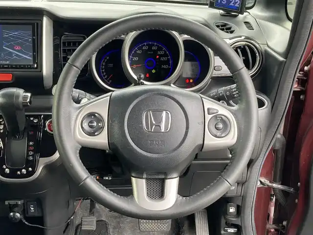 ホンダ Ｎ ＢＯＸ カスタム G ターボSSパッケージ 香川県 2014(平26)年 6.7万km プレミアムディープロッソパール 社外メモリーナビ/→AM/FM/CD/DVD/Bluetooth/フルセグTV/バックカメラ/両側パワースライドドア/シートヒーター/クルーズコントロール/GPSレーダー/前後ドライブレコーダー/革巻きステアリング/アイドリングストップ/HIDヘッドライト/ETC/プッシュスタート/スマートキー/CTBA/オートライト