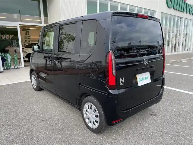 ホンダ Ｎ ＢＯＸ 石川県 2024(令6)年 0.7万km クリスタルブラックパール 純正8型ディスプレイオーディオ/バックカメラ/LEDヘッドライト/両側パワースライドドア/ホンダセンシング/レーダークルーズ/スマートキー/プッシュスタート/電動ミラー/シートヒーター/ベンチシート/オートライト