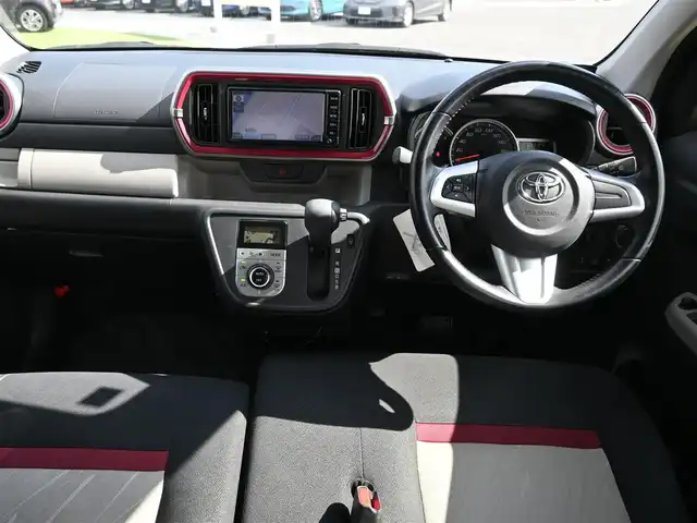 トヨタ パッソ モーダ　Gパッケージ 千葉県 2016(平28)年 5.5万km ブラックマイカメタリック/ダークエメラルドマイカ 2トーン 165/65R14/ワンオーナー/スマートアシスト/エコアイドル/純正SDナビ/ワンセグTV/【CD再生機能　Bluetooth接続】/バックカメラ/ドライブレコーダー/運転席シートヒーター/革巻きステアリング/ETC/LEDヘッドライト/フォグライト/ウインカーミラー/純正14インチアルミホイル/サイド/カーテンエアバッグ/キーフリーシステム