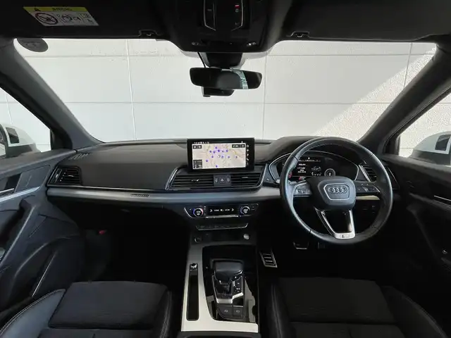アウディ Ｑ５ 40TDIクワトロ Sライン 山形県 2022(令4)年 2.7万km グレイシアホワイトメタリック 純正ナビ/AppleCarplay/バーチャルコックピット/パワーシート/Sラインハーフレザーシート/ルーフレール/コーナーセンサー/パドルシフト/アダプティブクルーズコントロール/レーンキープアシスト/前後ドライブレコーダー/シートヒーター
