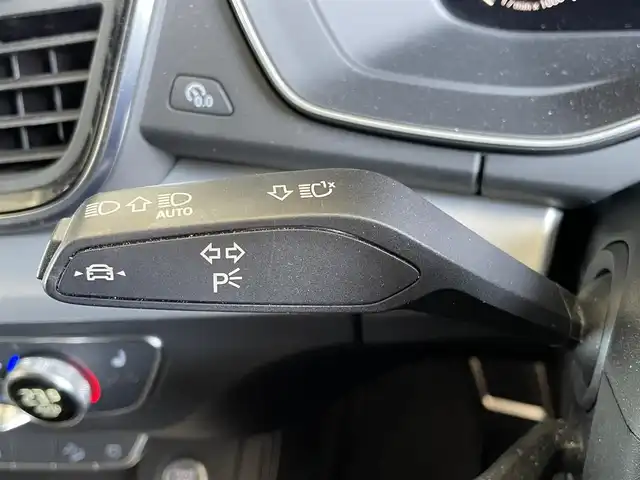 アウディ Ｑ５ 40TDIクワトロ Sライン 山形県 2022(令4)年 2.7万km グレイシアホワイトメタリック 純正ナビ/AppleCarplay/バーチャルコックピット/パワーシート/Sラインハーフレザーシート/ルーフレール/コーナーセンサー/パドルシフト/アダプティブクルーズコントロール/レーンキープアシスト/前後ドライブレコーダー/シートヒーター