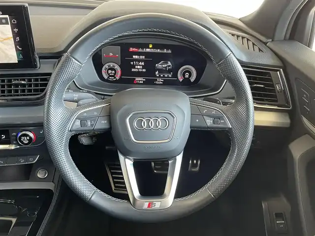 アウディ Ｑ５ 40TDIクワトロ Sライン 山形県 2022(令4)年 2.7万km グレイシアホワイトメタリック 純正ナビ/AppleCarplay/バーチャルコックピット/パワーシート/Sラインハーフレザーシート/ルーフレール/コーナーセンサー/パドルシフト/アダプティブクルーズコントロール/レーンキープアシスト/前後ドライブレコーダー/シートヒーター