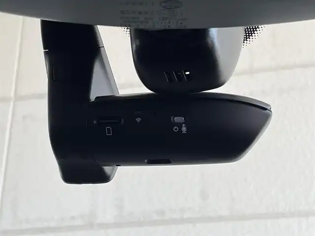 アウディ Ｑ５ 40TDIクワトロ Sライン 山形県 2022(令4)年 2.7万km グレイシアホワイトメタリック 純正ナビ/AppleCarplay/バーチャルコックピット/パワーシート/Sラインハーフレザーシート/ルーフレール/コーナーセンサー/パドルシフト/アダプティブクルーズコントロール/レーンキープアシスト/前後ドライブレコーダー/シートヒーター