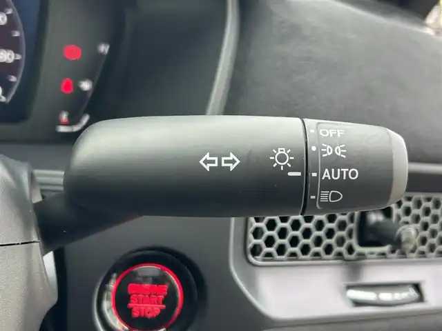 ホンダ シビック タイプR レーシングブラックPKG 和歌山県 2025(令7)年 0.4万km クリスタルブラックパール 純正ナビ/フルセグTV/(AM/FM/USB/Bluetooth)/バックカメラ/衝突軽減ブレーキ/横滑り防止機能/レーダークルコン/ブラインドスポットモニター/コーナーセンサー/電動パーキング/オートホールド/ETC/置くだけ充電/LEDヘッドライト/オートライト/プッシュスタート/スマートキー