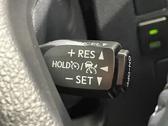 トヨタ アルファード S 愛知県 2020(令2)年 6.2万km ホワイトパールクリスタルシャイン 純正９インチナビ/純正フリップダウンモニター/両側パワースライドドア/レーダークルーズコントロール/衝突軽減ブレーキ/車線逸脱警報/クリアランスソナー/先行車発進告知/電動パーキングブレーキ/ブレーキホールド/バックカメラ/CD/DVDデッキ/ドライブレコーダー/ビルトインＥＴＣ/ＵＳＢ入力端子/アクセサリーソケット/シートカバー/オートハイビーム/LEDヘッドライト/純正フロアマット/純正18インチアルミホイール