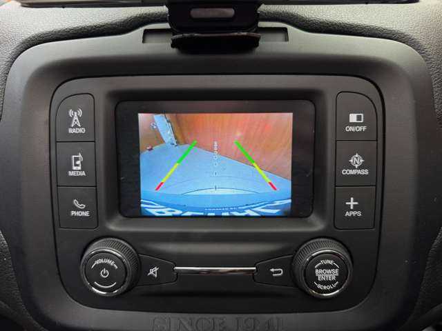 クライスラー・ジープ ジープ レネゲード トレイルホーク 千葉県 2017(平29)年 6万km アンヴィルクリアコート オープンエアルーフ　/クルーズコントロール　/ディスプレイオーディオ　/Bluetooth接続　/バックカメラ　/パーキングアシスト　/車線逸脱防止　/プッシュスタート　/HIDヘッドライト　/純正AW　/ETC