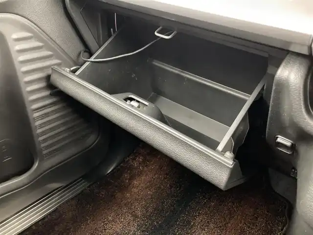 スズキ スペーシア カスタム HYBRID XS ターボ 静岡県 2018(平30)年 8.9万km ピュアホワイトP デュアルセンサーブレーキサポート/純正メモリーナビ(CN-RZ765W)/　AM FM CD DVD Bluetooth USB SD/ビルトインETC/前後方ドライブレコーダー/LEDオートヘッドランプ/レーダークルーズコントロール/シートヒーター(運転席)/両側パワースライドドア/リアクリアランスソナー/レザー調シートカバー/純正15インチアルミホイール/リアロールサンシェード/パドルシフト/フルセグTV/バックモニター