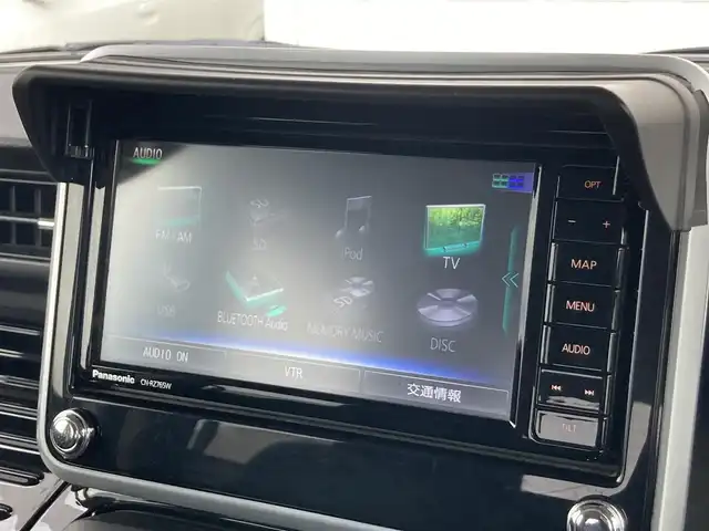 スズキ スペーシア カスタム HYBRID XS ターボ 静岡県 2018(平30)年 8.9万km ピュアホワイトP デュアルセンサーブレーキサポート/純正メモリーナビ(CN-RZ765W)/　AM FM CD DVD Bluetooth USB SD/ビルトインETC/前後方ドライブレコーダー/LEDオートヘッドランプ/レーダークルーズコントロール/シートヒーター(運転席)/両側パワースライドドア/リアクリアランスソナー/レザー調シートカバー/純正15インチアルミホイール/リアロールサンシェード/パドルシフト/フルセグTV/バックモニター