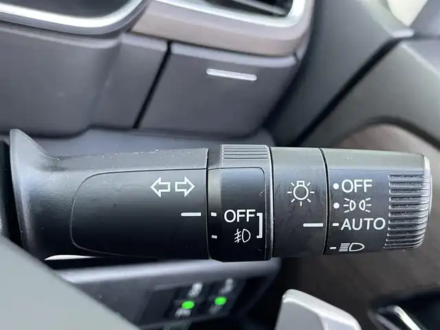 ホンダ オデッセイ アブソルート 香川県 2021(令3)年 3.5万km プレミアムスパークルブラックパール ホンダセンシング/→前方交差車両警報/→車線変更時衝突抑制機能/→車線変更支援機能/→衝突軽減ブレーキ/→アダプティブクルーズコントロール/純正10インチナビ/【FM/AM/CD/DVD/Bluetooth/フルセグTV】/アラウンドビューモニター/両側パワースライドドア/ハーフレザーシート/パワーシート　/革巻きステアリング　/ステアリングリモコン　/前後コーナーセンサー/純正１７インチアルミホイール/ＬＥＤヘッドライト/ETC２．０　/スマートキー　/プッシュスタート