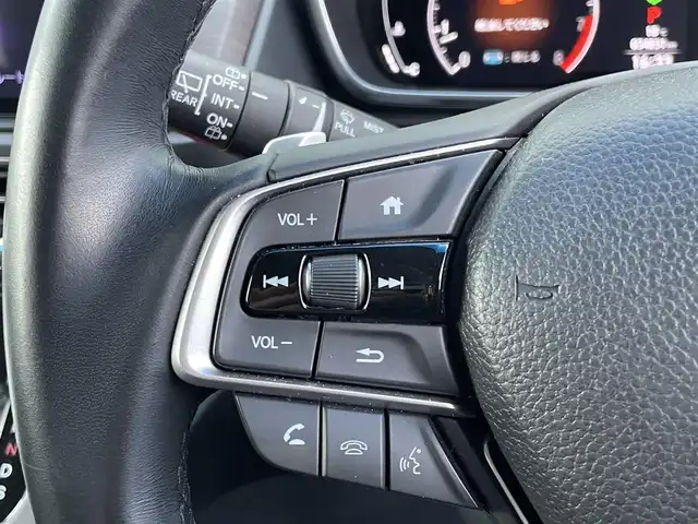 ホンダ オデッセイ アブソルート 香川県 2021(令3)年 3.5万km プレミアムスパークルブラックパール ホンダセンシング/→前方交差車両警報/→車線変更時衝突抑制機能/→車線変更支援機能/→衝突軽減ブレーキ/→アダプティブクルーズコントロール/純正10インチナビ/【FM/AM/CD/DVD/Bluetooth/フルセグTV】/アラウンドビューモニター/両側パワースライドドア/ハーフレザーシート/パワーシート　/革巻きステアリング　/ステアリングリモコン　/前後コーナーセンサー/純正１７インチアルミホイール/ＬＥＤヘッドライト/ETC２．０　/スマートキー　/プッシュスタート